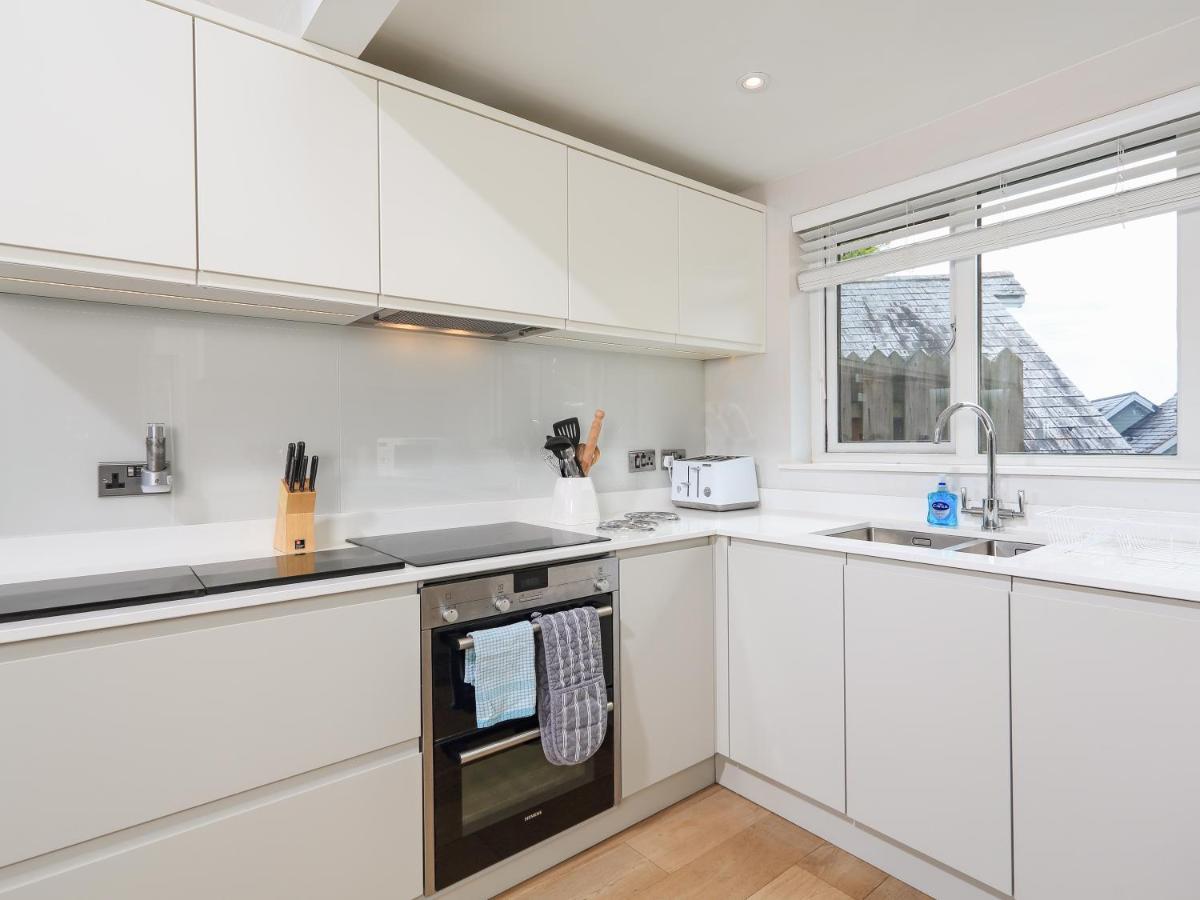 Keepers Lodge, Hillfield Village Дартмут Екстериор снимка