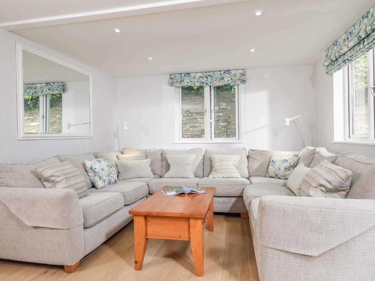 Keepers Lodge, Hillfield Village Дартмут Екстериор снимка